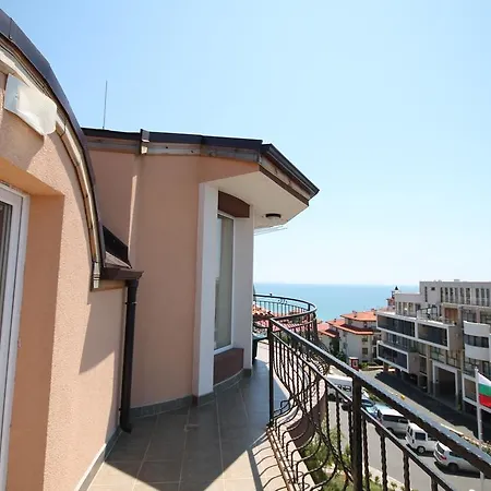 Arendoo In Ela * Sveti Vlas